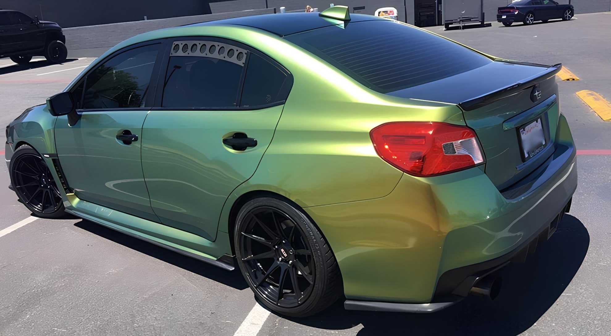 Avery Colorflow – Fresh Spring Brillant — Vinyles Covering Brillants Avery Dennison® Colorflow pour covering voiture