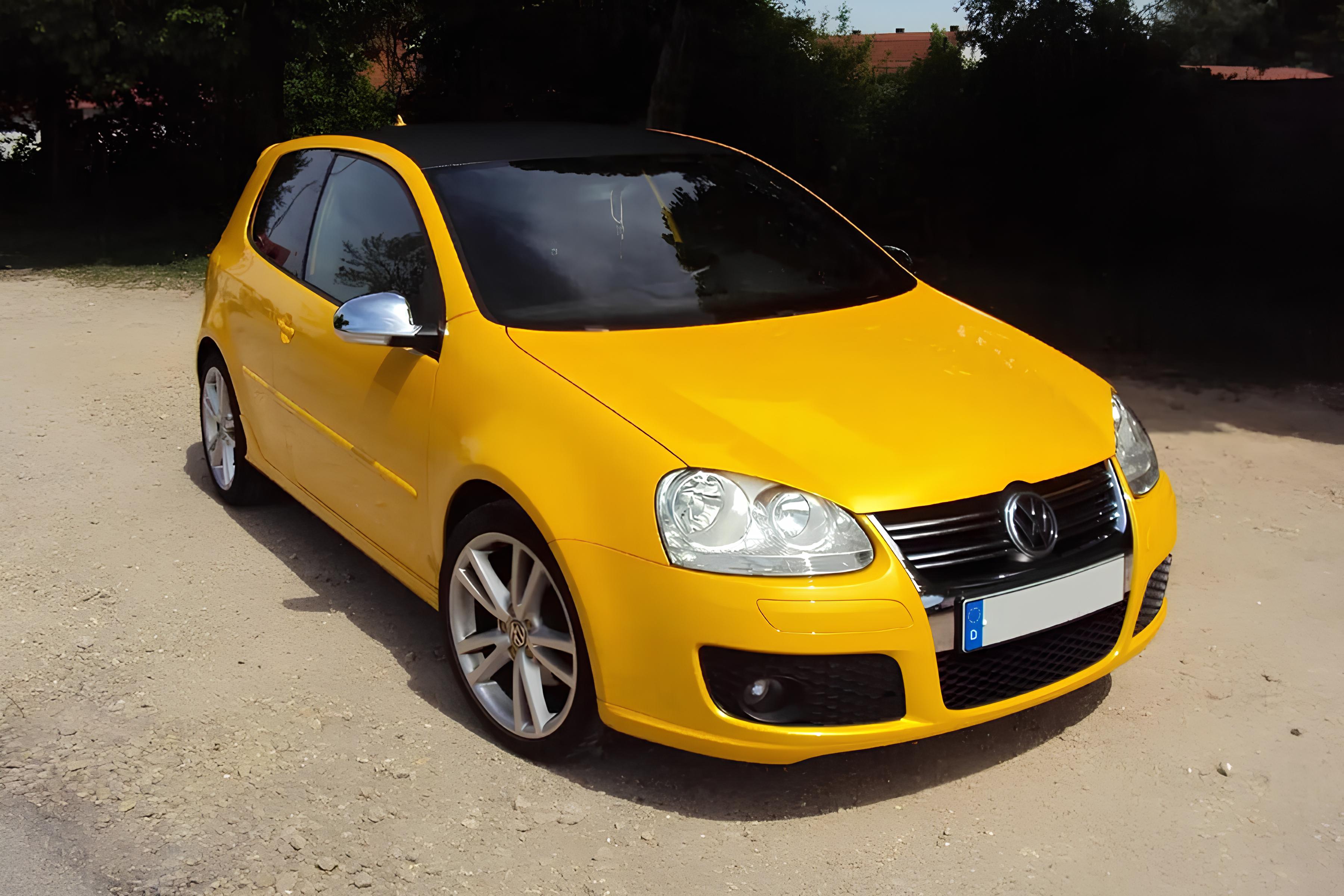 Avery SWF – Jaune Foncé Brillant — film covering Avery Dennison® SWF
