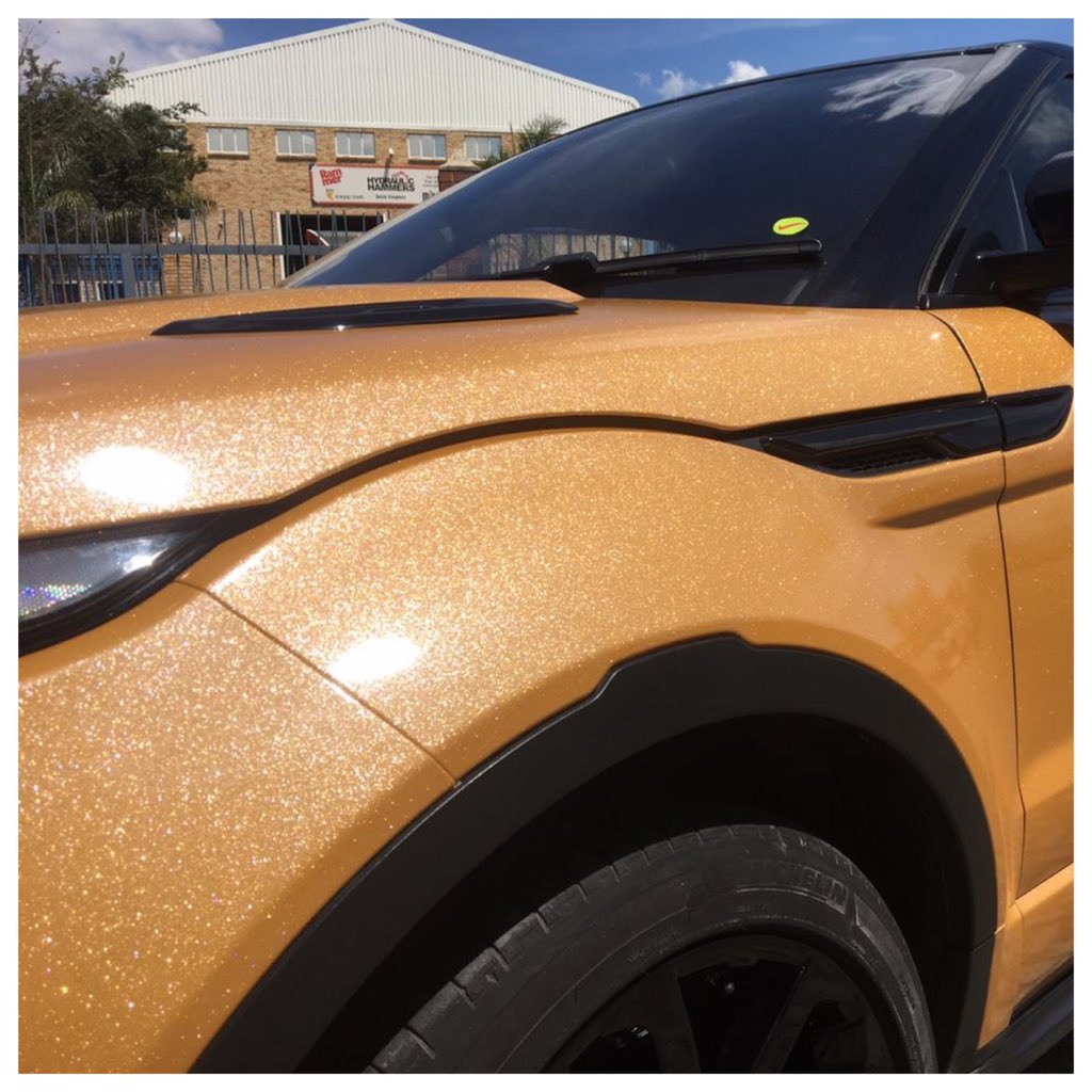 Avery SWF – Diamant Amber — film covering Avery Dennison® SWF