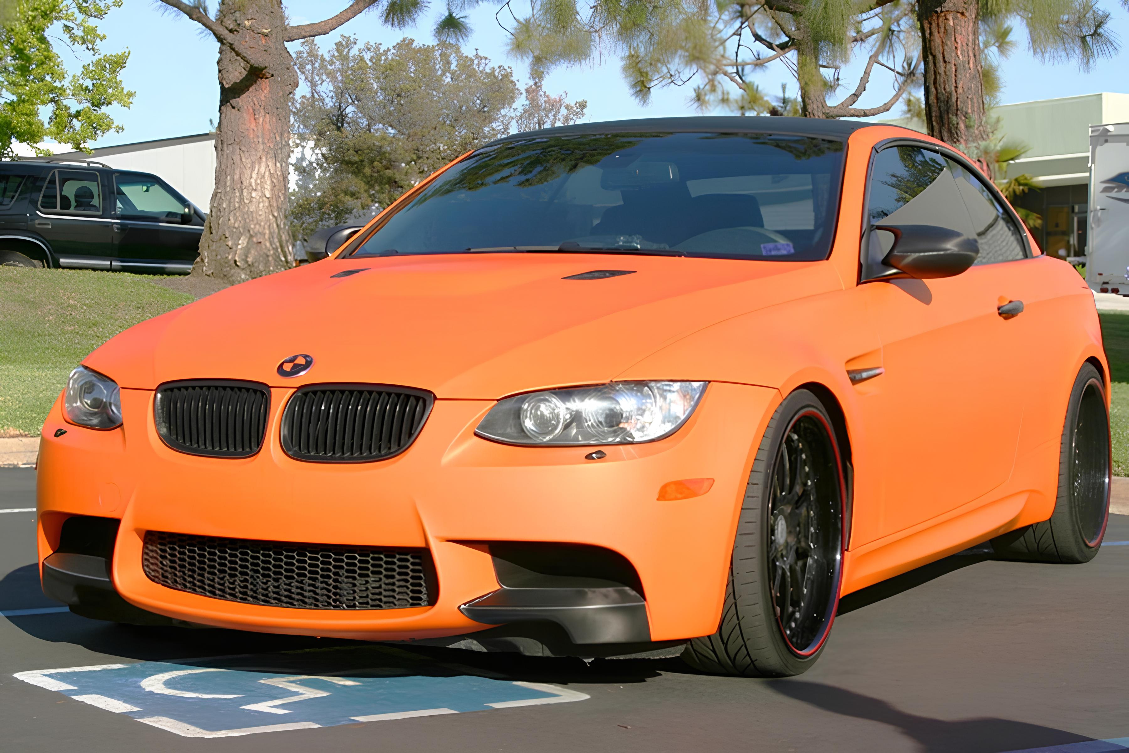 Avery SWF – Orange Mat — film covering Avery Dennison® SWF