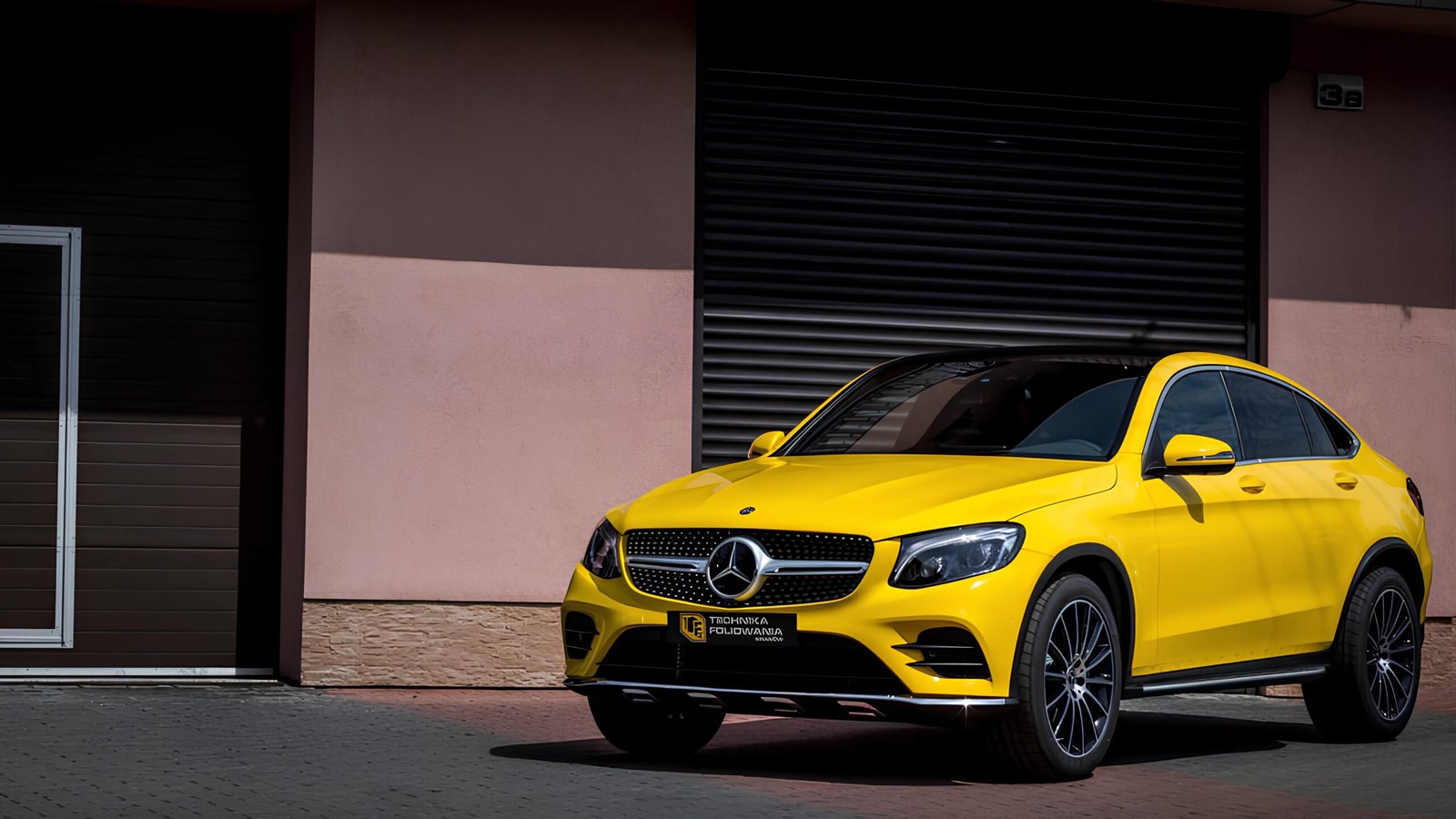 3M™ 2080 HG15 – Jaune Vif Haute Brillance — film covering 3M™ 2080