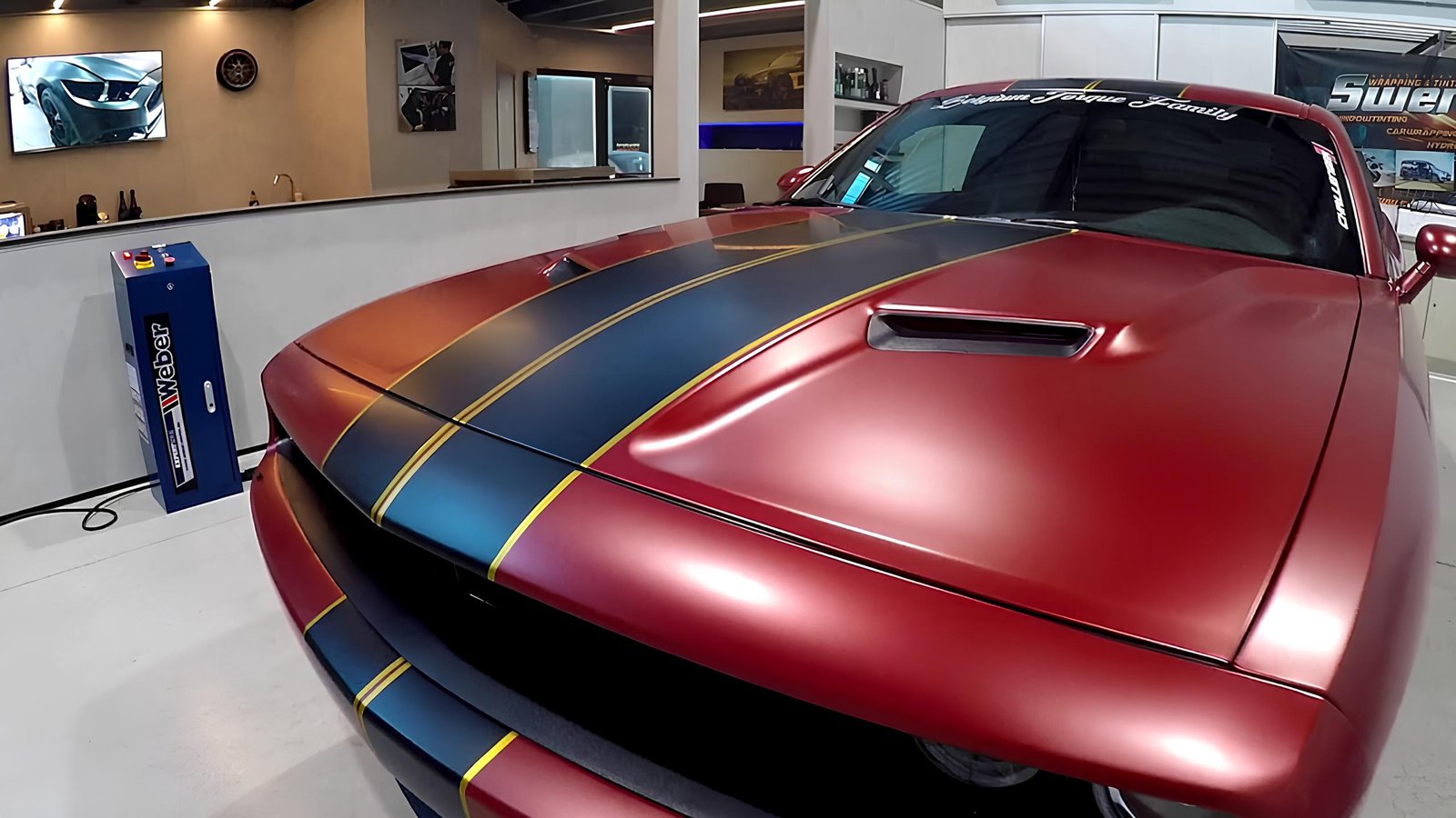 3M™ 2080 SP273 – Rouge Vampire Satiné — film covering 3M™ 2080